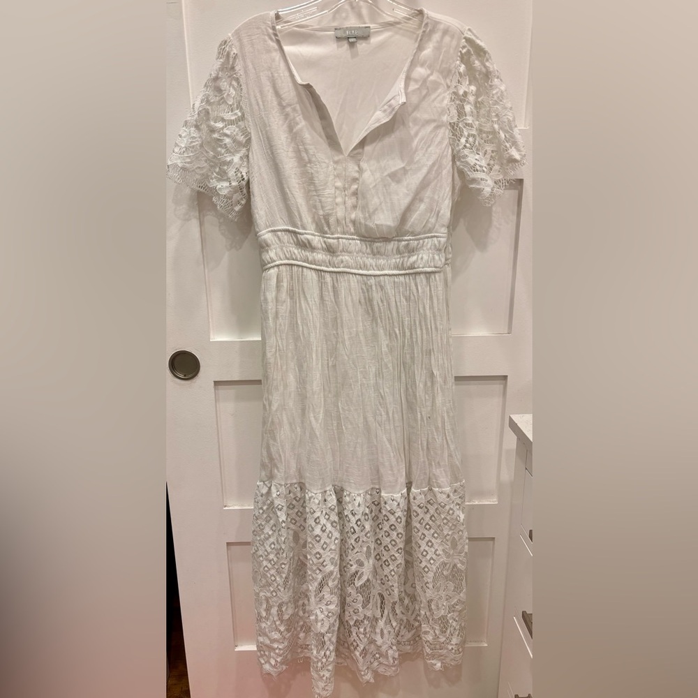 J Gee White Lace-Trim Crocheted Maxi Dress